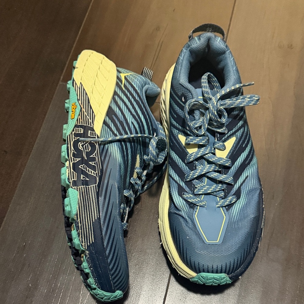 Hoka speed goat Shoes size 8